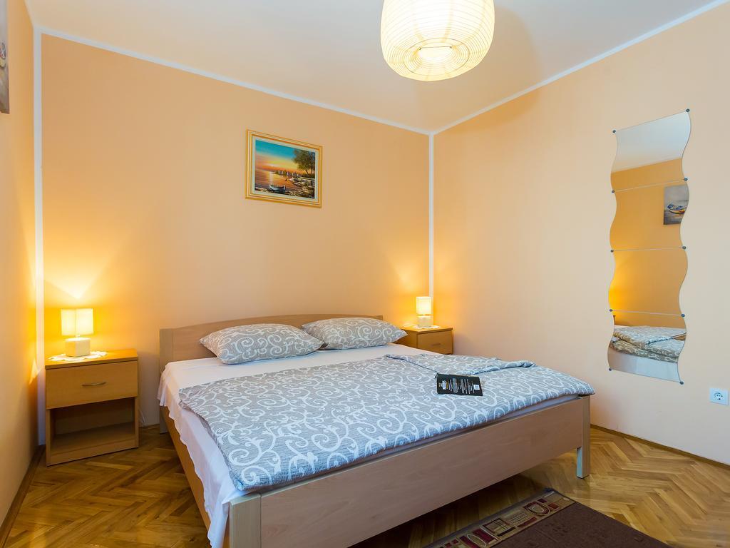 Apartments Davorka Пореч Экстерьер фото