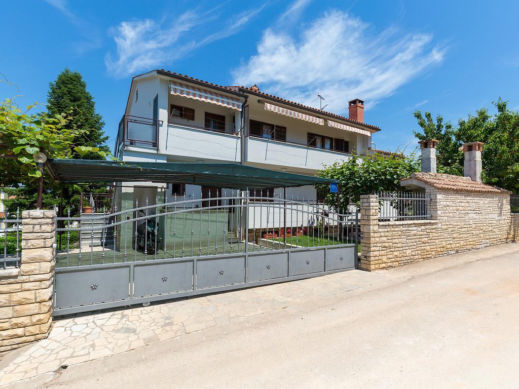 Apartments Davorka Пореч Экстерьер фото