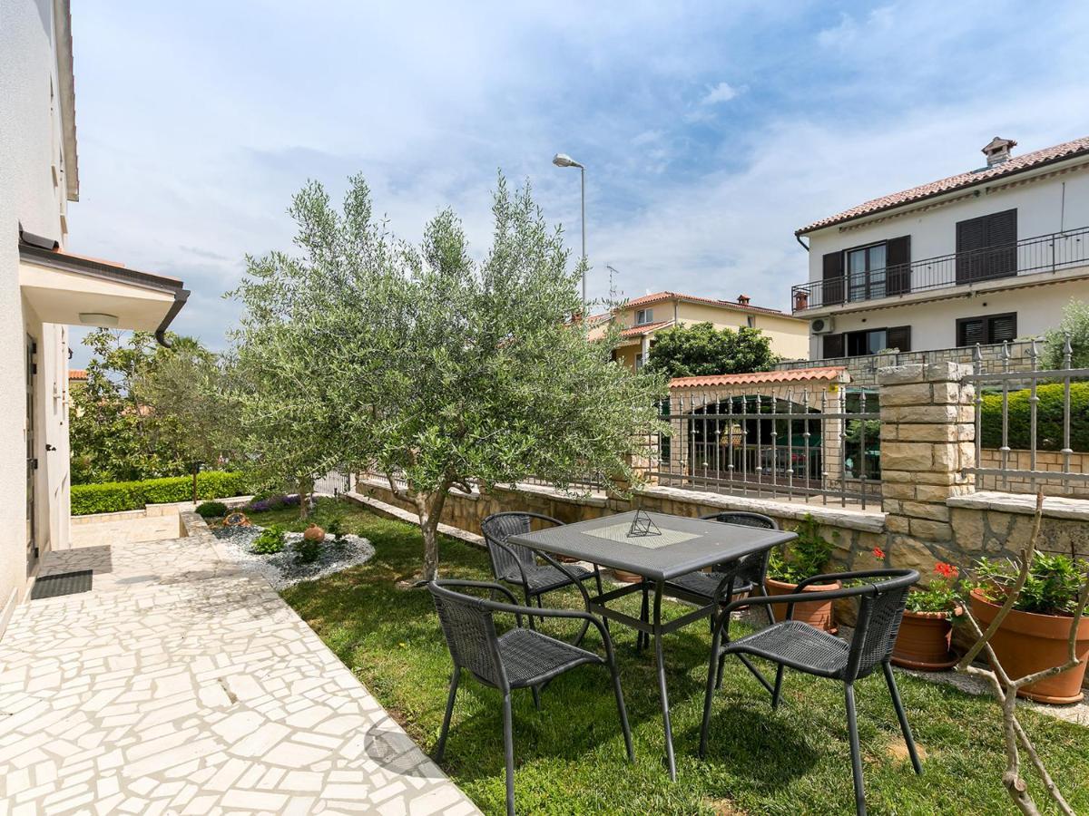 Apartments Davorka Пореч Экстерьер фото