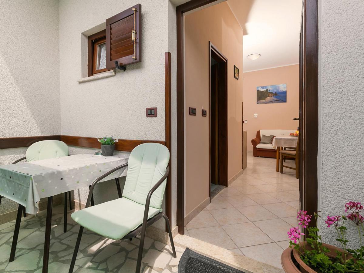 Apartments Davorka Пореч Экстерьер фото